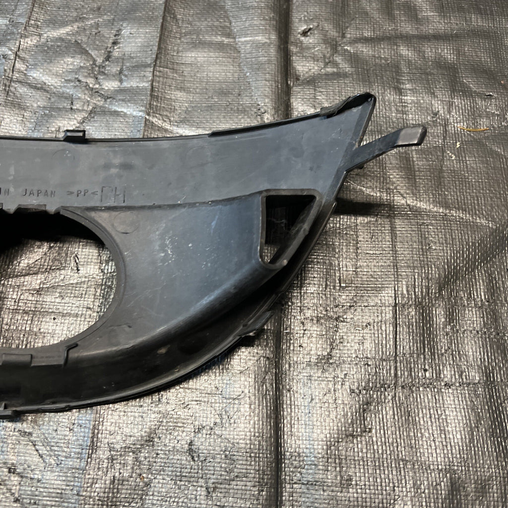 OEM 04-05 Subaru Impreza STi Fog Light Bezel Trim Pair Java Black USED #961