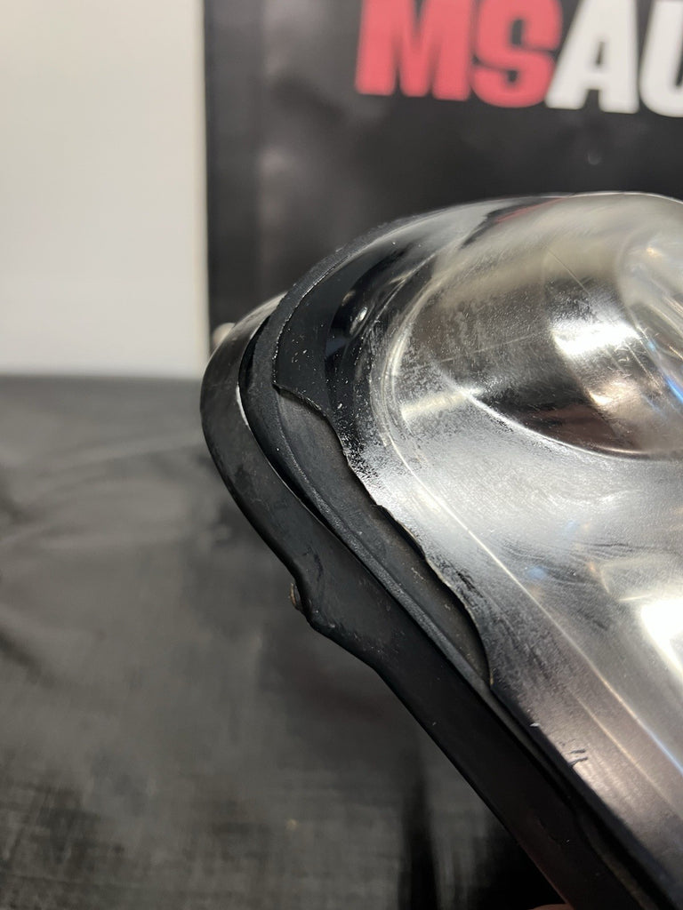 2004-2005 Subaru WRX STI V8 JDM Headlights Headlamps HID #500989