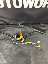 Load image into Gallery viewer, 2006-2007 SUBARU WRX &amp; STI STEERING ROLL CONNECTOR SRS CLOCKSPRING #525182