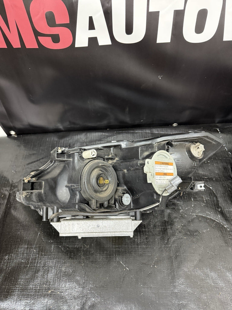 2000-2003 Honda S2000 AP1 OEM Xenon/HID Headlight Left & Right Set Pair