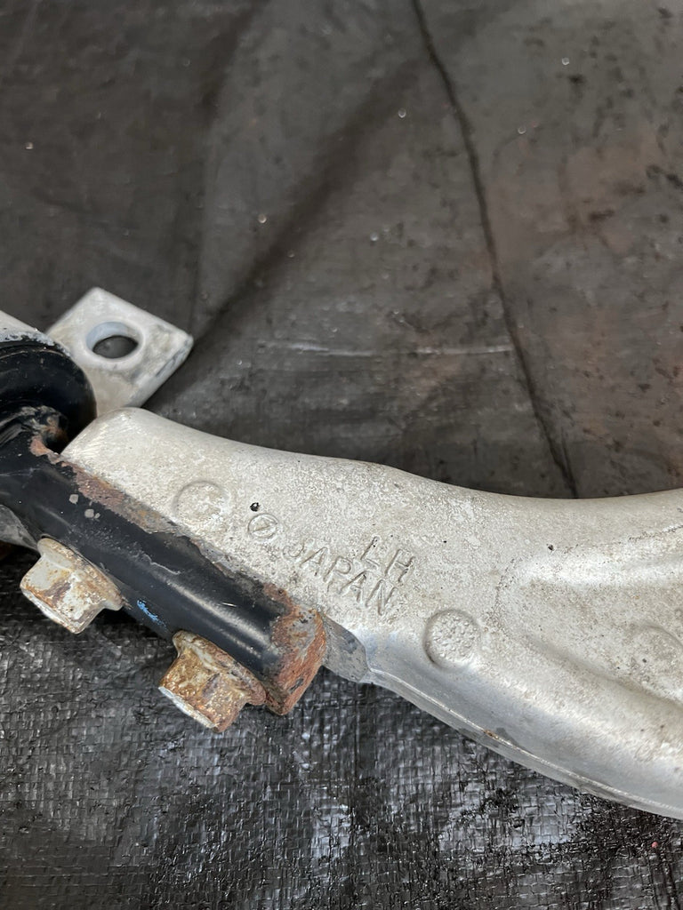 04-07 SUBARU WRX STI OEM FRONT LOWER ALUMINUM CONTROL ARMS PAIR #518682