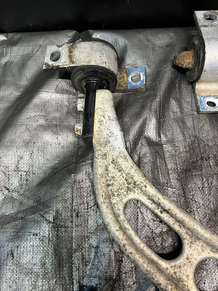 04-07 SUBARU WRX STI OEM FRONT LOWER ALUMINUM CONTROL ARMS PAIR #516938
