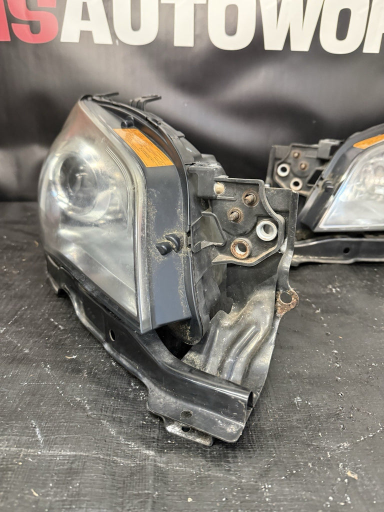 2006-2007 Subaru WRX STi Genuine Halogen Headlight Headlights LH RH OEM #525182