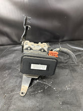 Load image into Gallery viewer, 2000-2003 HONDA S2000 ANTI-LOCK BRAKING SYSTEM BRAKE ABS PUMP MODULE OEM AP1 OEM