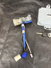 Load image into Gallery viewer, 2006 SUBARU WRX STI EJ257 OEM ENGINE ECU IMMOBILIZER KEY IGNITION KIT #525182