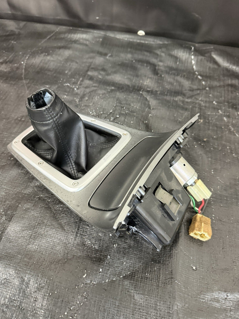 2005-2007 Subaru Impreza STI Shifter Trim Surround Bezel #525182