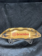 Load image into Gallery viewer, 2004-2007 Subaru WRX STI Front Caliper Set Brembo Brembos Calipers #212661