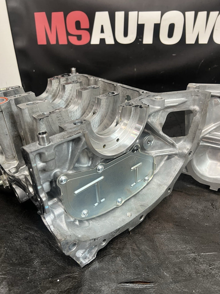04-21 SUBARU WRX STI OEM CASE HALVES BARE BLOCK SET BLOCK ASSEMBLY STOCK #212661