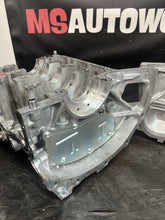 Load image into Gallery viewer, 04-21 SUBARU WRX STI OEM CASE HALVES BARE BLOCK SET BLOCK ASSEMBLY STOCK #212661