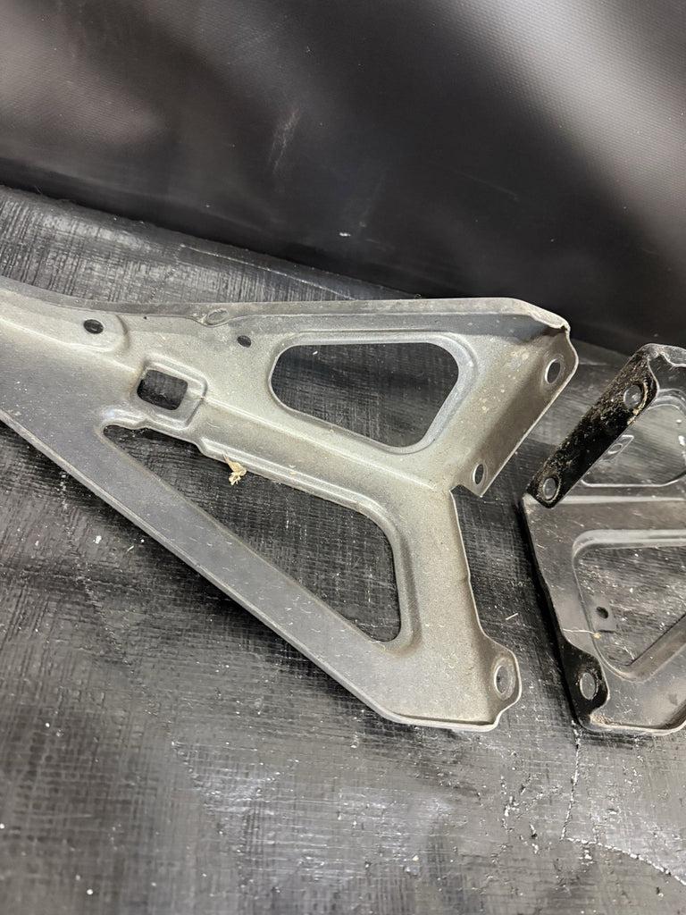 2000-2009 HONDA S2000 OEM LEFT RIGHT PAIR HEADLIGHT SUPPORT BRACKET BUMPER