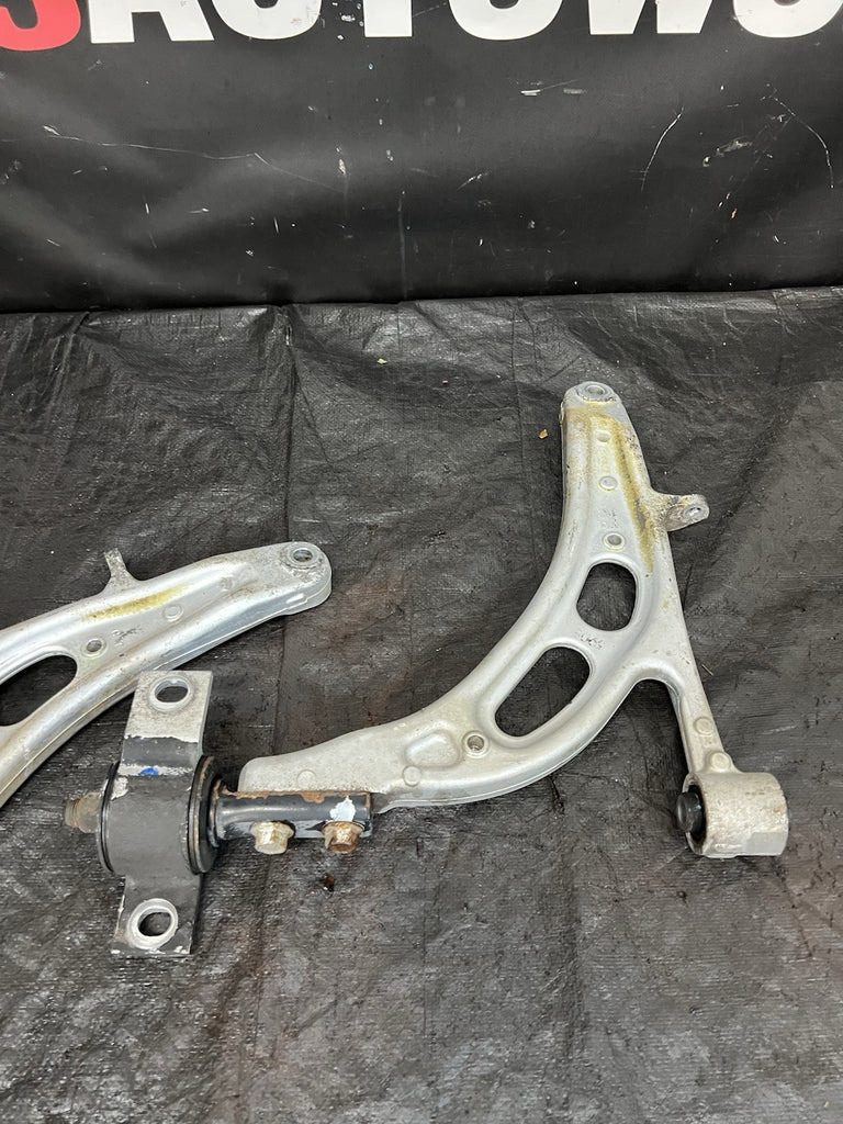 04-07 SUBARU WRX STI OEM FRONT LOWER ALUMINUM CONTROL ARMS PAIR #518682
