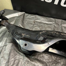 Load image into Gallery viewer, 02-07 SUBARU IMPREZA WRX/STi REAR CROSSMEMBER SUBFRAME #519516