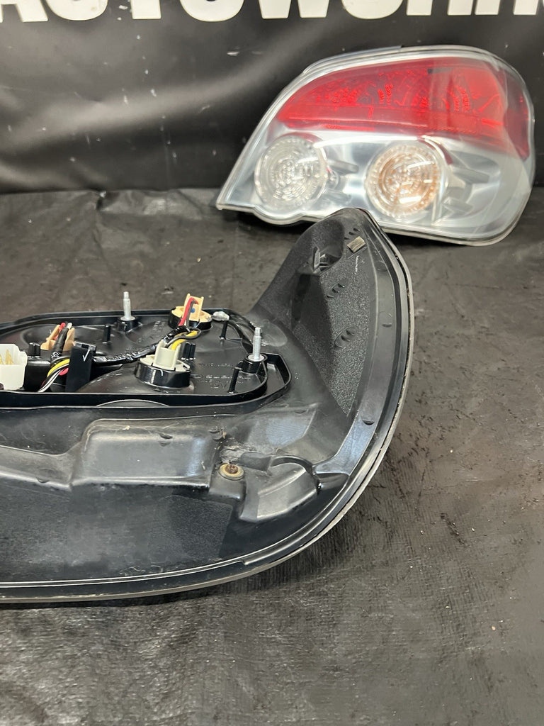 2004-2007 Subaru Impreza Tail Lights Sedan Set Pair WRX/STi Genuine #525182