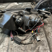 Load image into Gallery viewer, 2006-2007 Subaru Impreza WRX STi Headlights W/Led Strip Black Housings #519516