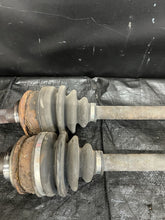 Load image into Gallery viewer, 2004 Subaru Impreza WRX STI Rear Axles Left/Right PAIR #518682