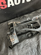 Load image into Gallery viewer, 2006-2009 Subaru Legacy 2.5 GT Spec B USDM LHD Front Subframe #212661