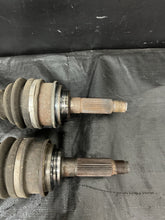 Load image into Gallery viewer, 2005-2007 SUBARU WRX STI Rear CV Axles OEM LH &amp; RH Drive Shaft R180 #508176
