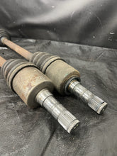 Load image into Gallery viewer, 2005-2007 SUBARU WRX STI OEM 6SPD LH RH FRONT AXLE SHAFT PAIR #524656