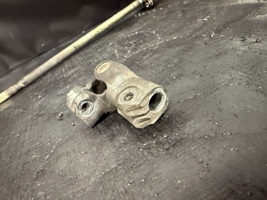 2000-2009 Honda S2000 Steering Rack Coupler Joint Column Shaft OEM