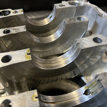 Load image into Gallery viewer, 04-21 SUBARU WRX STI OEM CASE HALVES BARE BLOCK SET 07 139k BLOCK ASSEMBLY STOCK