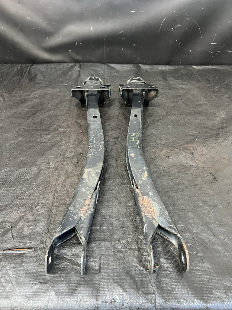 2004-2007 SUBARU WRX STI REAR TRAILING CONTROL ARMS PAIR LH & RH OEM #518682