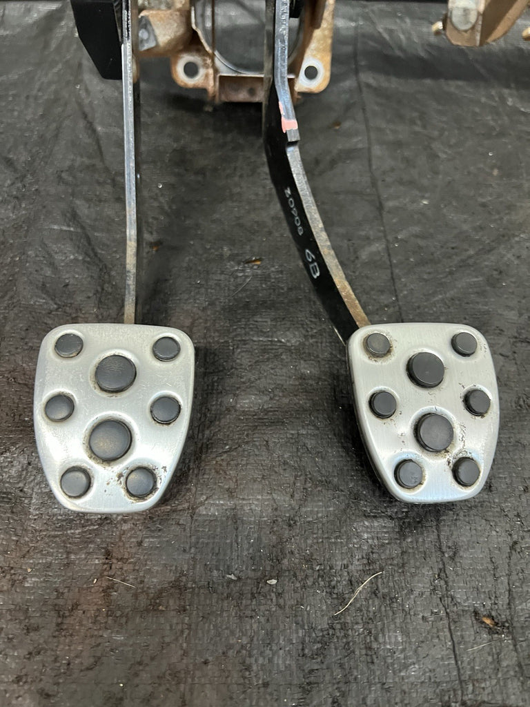 2004-2007 Subaru WRX STI Brake & Clutch Pedal Assembly #518682