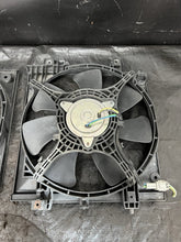 Load image into Gallery viewer, 2004-2007 SUBARU WRX STI RADIATOR COOLING FANS ASSEMBLY SET LH/RH OEM #524656