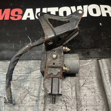 Load image into Gallery viewer, 2005 SUBARU IMPREZA WRX STI SEDAN OEM ABS BRAKE PUMP MODULE UNIT EJ257 #511467