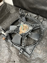 Load image into Gallery viewer, 2004-2007 SUBARU WRX STI RADIATOR COOLING FANS ASSEMBLY SET LH/RH OEM #518682