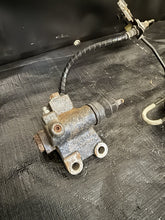 Load image into Gallery viewer, 2004-2007 Subaru Impreza WRX STI Clutch Master &amp; Slave Cylinder #525182