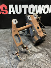 Load image into Gallery viewer, 2004-2007 Subaru WRX STI Brake &amp; Clutch Pedal Assembly #521289