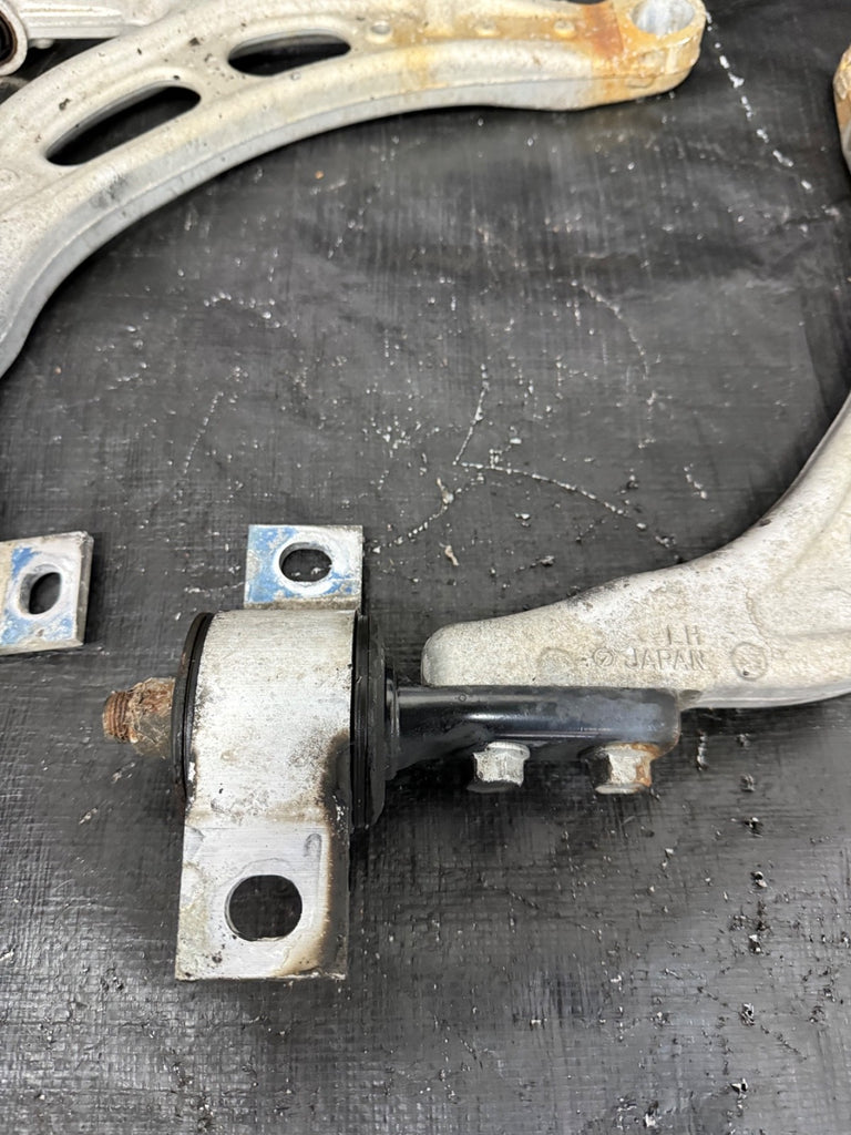 04-07 SUBARU WRX STI OEM FRONT LOWER ALUMINUM CONTROL ARMS PAIR #525182