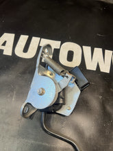 Load image into Gallery viewer, 2004-2006 SUBARU WRX STI ACCELERATOR GAS PEDAL ASSEMBLY OEM 36010FE020 #511324