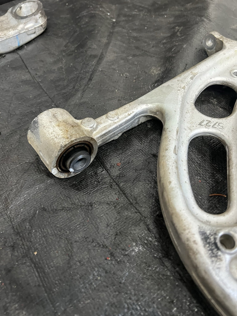 04-07 SUBARU WRX STI OEM FRONT LOWER ALUMINUM CONTROL ARMS PAIR #503881