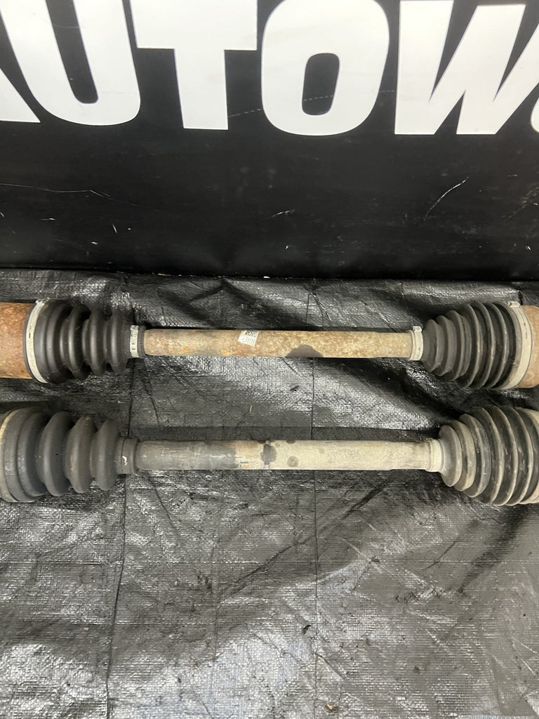 2006-2007 SUBARU WRX STI OEM 6SPD LH RH FRONT AXLE SHAFT PAIR #503881