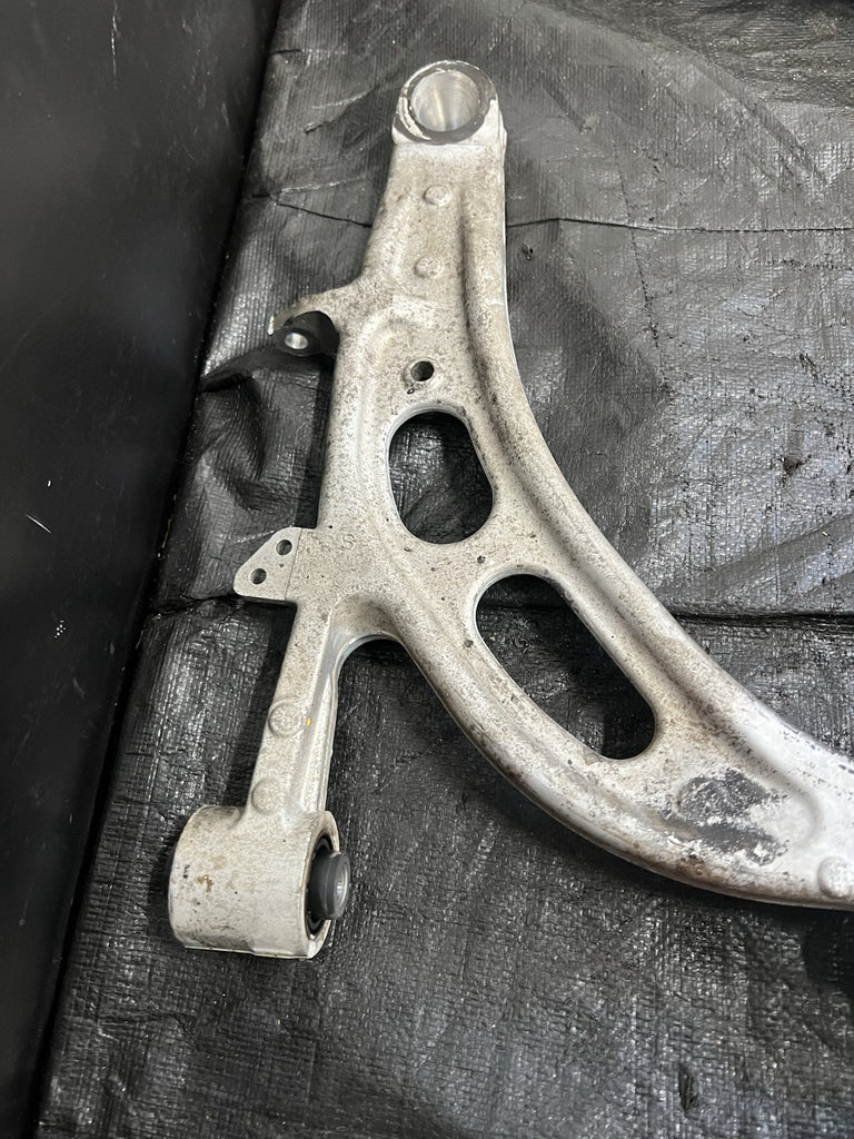 04-07 SUBARU WRX STI OEM FRONT LOWER ALUMINUM CONTROL ARMS PAIR #503881