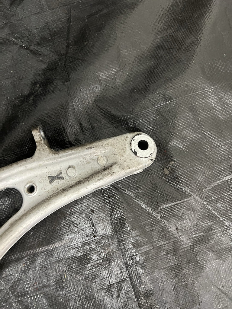 04-07 SUBARU WRX STI OEM FRONT LOWER ALUMINUM CONTROL ARMS PAIR #503881