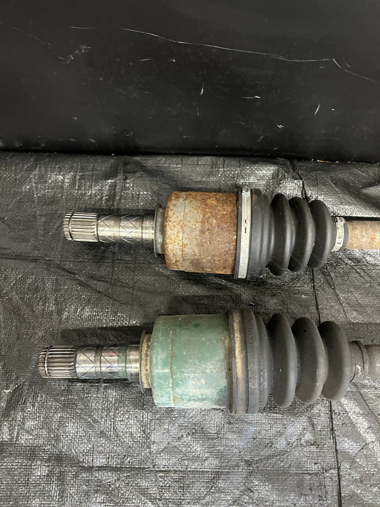 2006-2007 SUBARU WRX STI OEM 6SPD LH RH FRONT AXLE SHAFT PAIR #503881