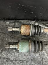 Load image into Gallery viewer, 2006-2007 SUBARU WRX STI OEM 6SPD LH RH FRONT AXLE SHAFT PAIR #503881