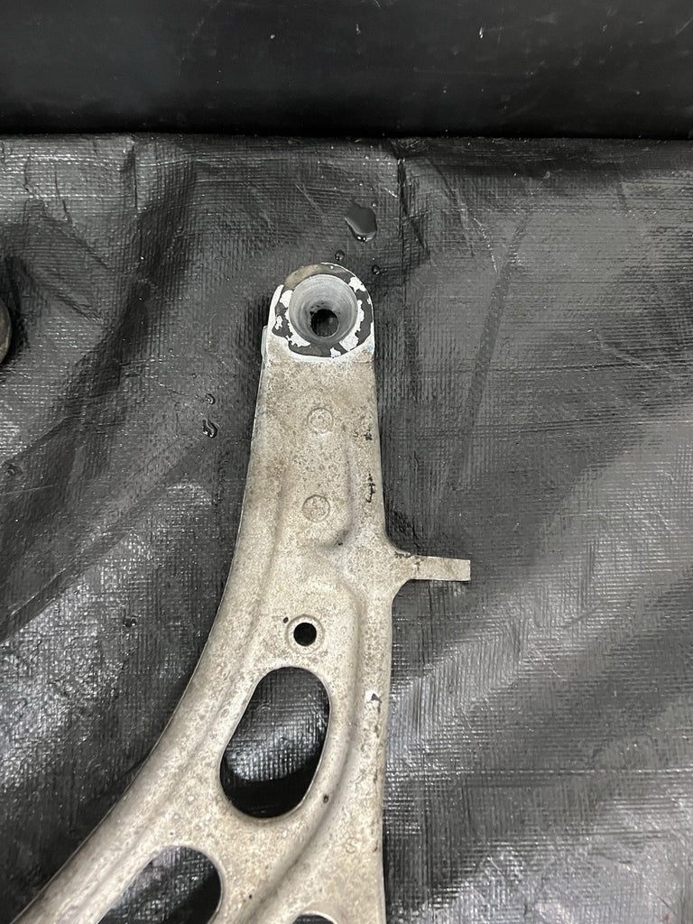 04-07 SUBARU WRX STI OEM FRONT LOWER ALUMINUM CONTROL ARMS PAIR #503881