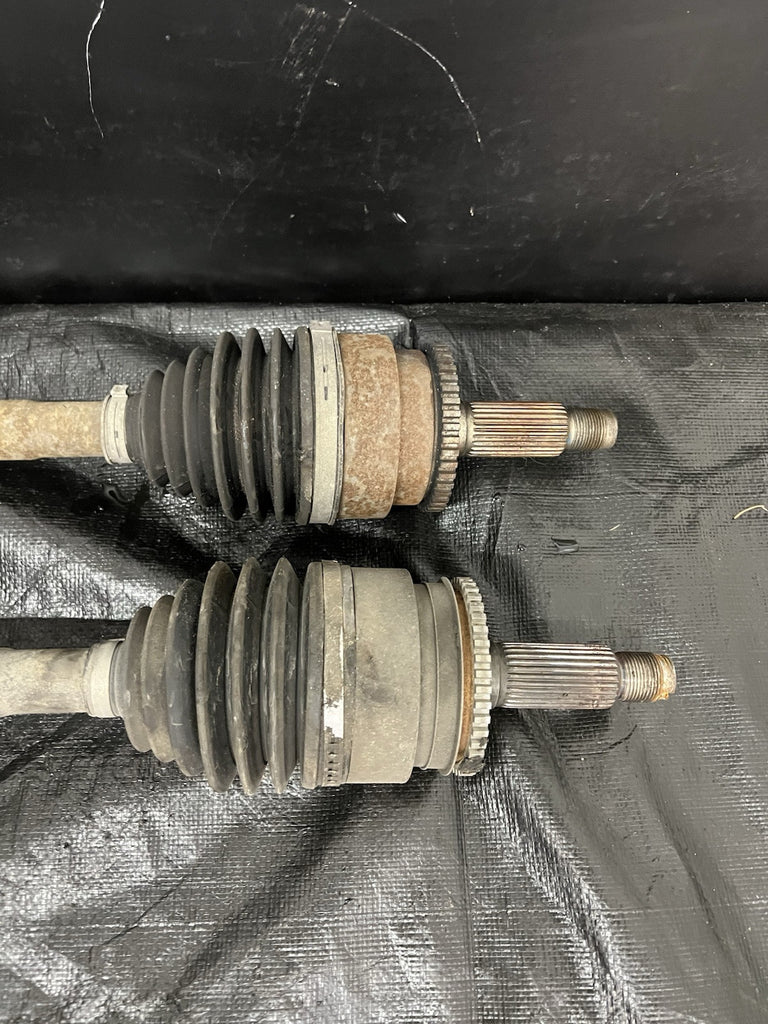 2006-2007 SUBARU WRX STI OEM 6SPD LH RH FRONT AXLE SHAFT PAIR #503881